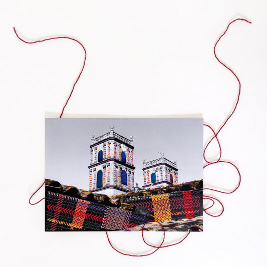 Barichara a rayas shows vibrant color thread intertwined with a contrasted black and white photography